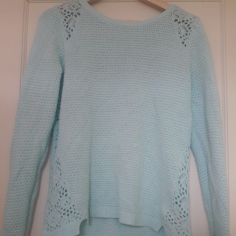 💙Light Blue Sweater by Arizona Jeans!